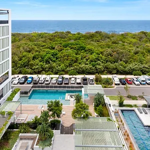 seanna-residences-bokarina-beach.hotelssunshinecoast.net/