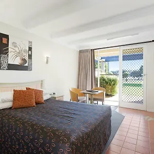 black-dolphin-resort-motel-apartments-merimbula.hotelsbyronbayaustralia.com/